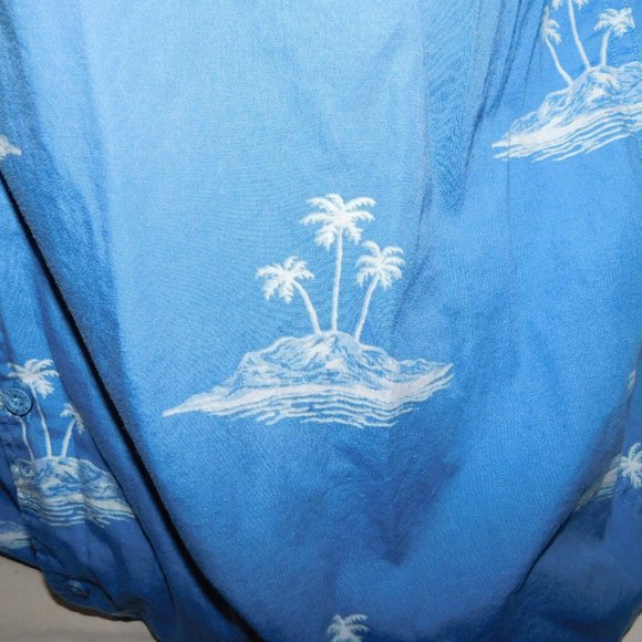 RETREAT Mens L  Island Golf Scene Blue Button Front Short Sleeve Shirt - Picture 9 of 13